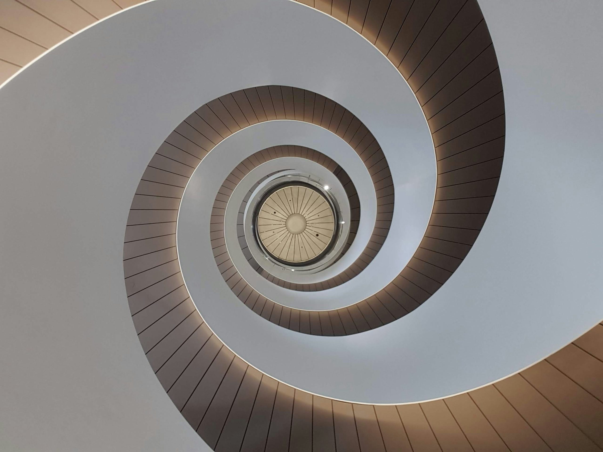 Escalier en spirale ascendante